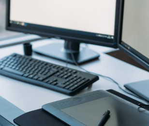 部屋をオフィス代わりに