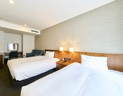 温もりのある機能的な客室