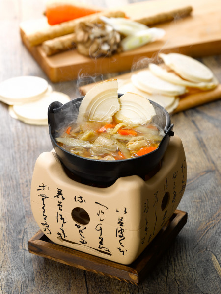 リッチモンドホテル青森の朝食ビュッフェで提供されるせんべい汁