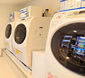 画像:コインランドリー