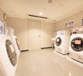 画像:コインランドリー