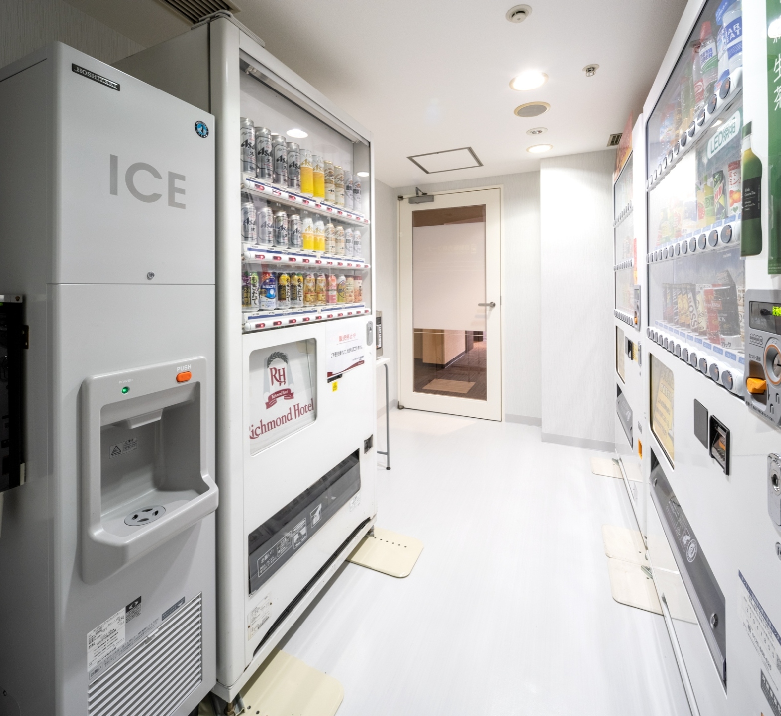 画像:自動販売機