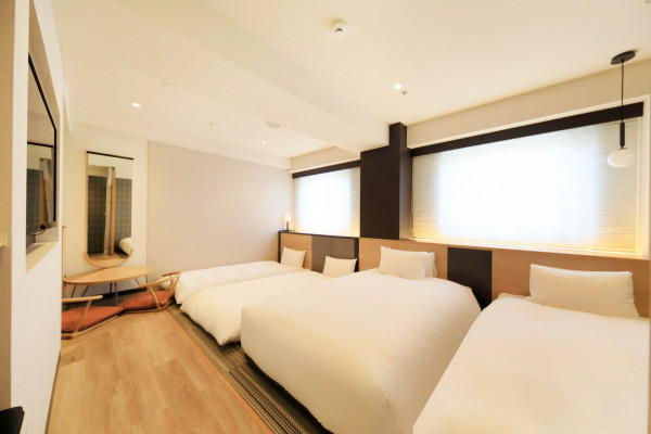 大人様4名利用時は追加の布団を2枚ご用意