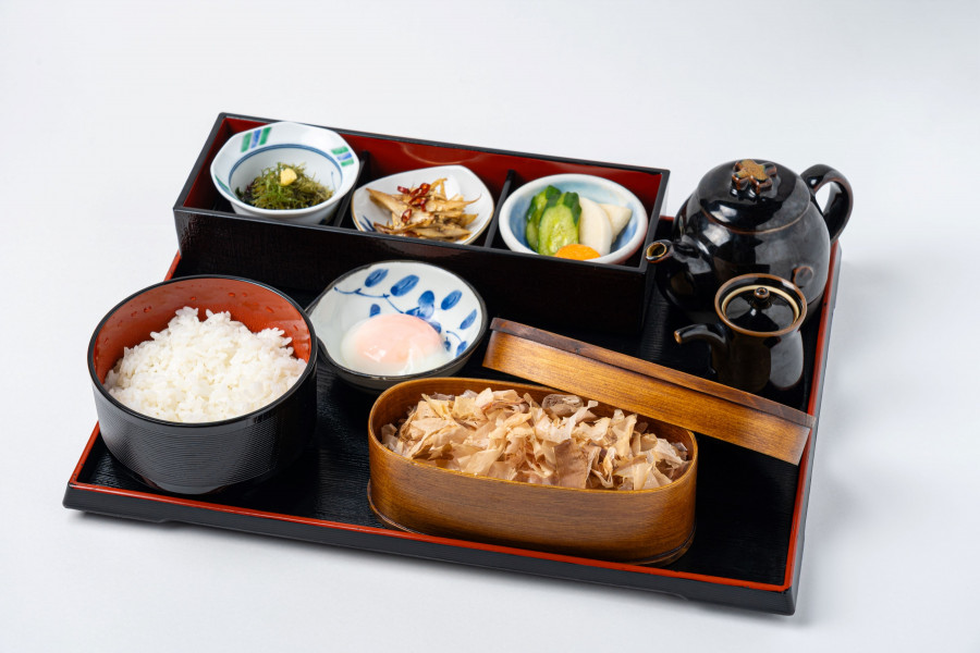 枕崎産本枯れかつお節朝食