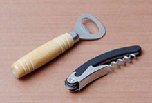 画像:栓抜き+ワインオープナー+果物ナイフ貸出