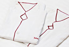 画像:清潔な【洗い立てパジャマとスリッパ】