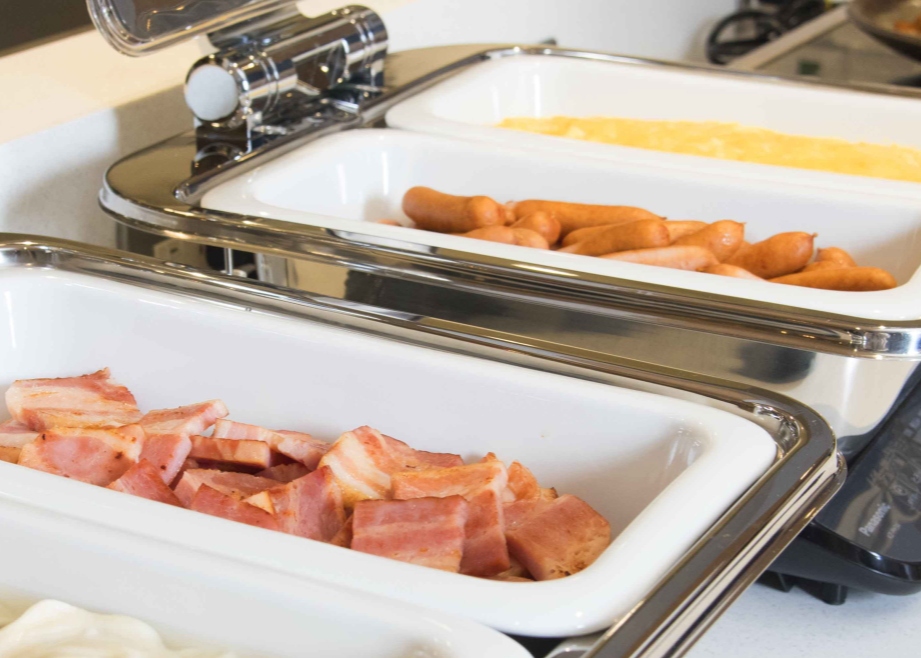 スクランブルエッグ・ベーコン