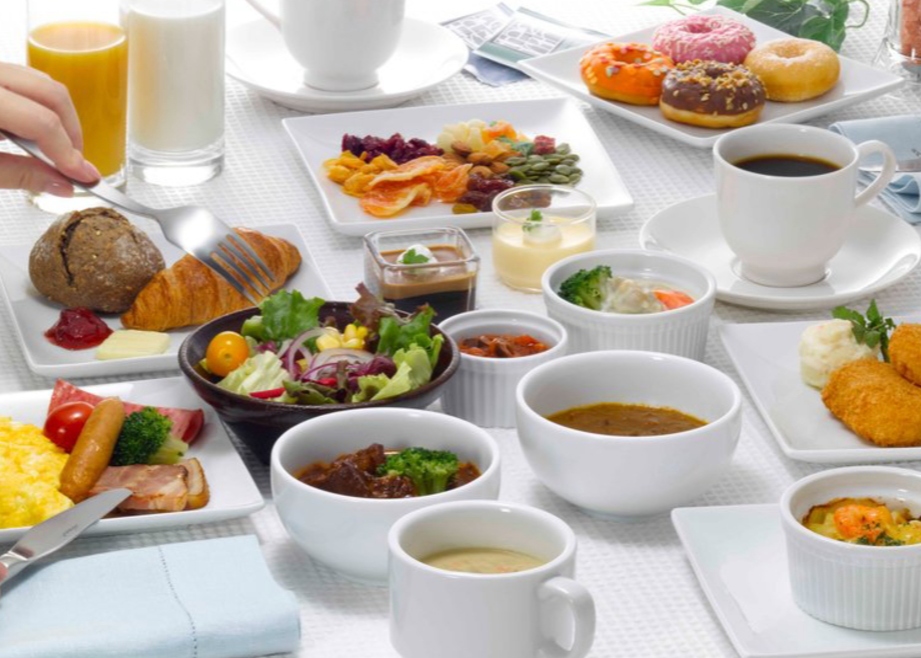 洋食盛り付けイメージ